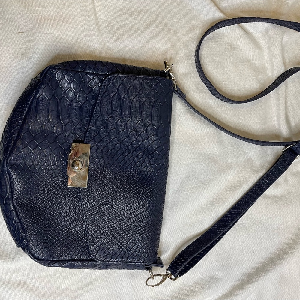 Miche blue crossbody